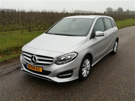 Mercedes-Benz B-klasse - 180 Prestige | Leder | Navi | PDC | Bluetooth - 1