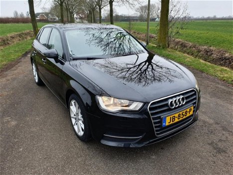 Audi A3 Sportback - 1.6 TDI Ambition Pro Line navigatie - 1