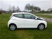 Toyota Aygo - 1.0 VVT-I X-PLAY - 1 - Thumbnail