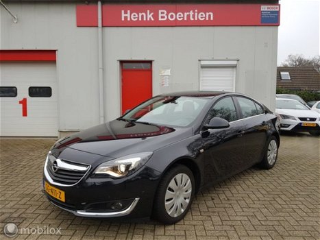 Opel Insignia Country Tourer - 1.6 T 2x4 - 1