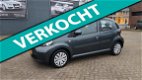 Toyota Aygo - 1.0-12V + 5 Deurs - Electrisch pakket - Dealer onderhouden - 1 - Thumbnail