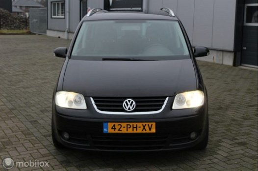 Volkswagen Touran - 2.0 TDI Highline Bomvol Xenon-Clima - 1