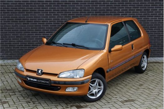 Peugeot 106 - 1.1 Accent Select | Elek. ramen voor | Stuurbekr. | lichte deuk | - 1