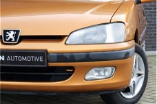 Peugeot 106 - 1.1 Accent Select | Elek. ramen voor | Stuurbekr. | lichte deuk |