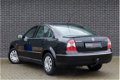 Volkswagen Passat - 1.8 Turbo Arctic | Nette auto | - 1 - Thumbnail