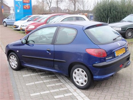 Peugeot 206 - 1.1 Pop' Art NW APK - 1