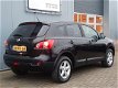 Nissan Qashqai - 1.6 Acenta Panoramadak/16inch/PDC achter - 1 - Thumbnail