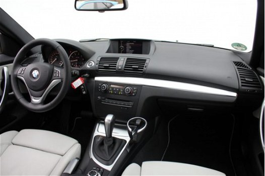BMW 1-serie Coupé - 120i Coupé Automaat | Navigatie | Xenon | Bluetooth | Stoelverwaming | Vol leder - 1