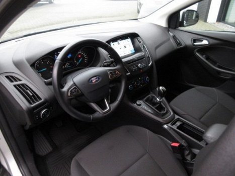 Ford Focus - 1.5 TDCI Lease Edition, Navi, Airco, ParkPilot, Stoelverw, - 1