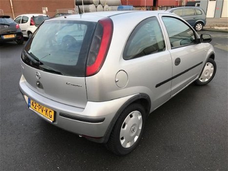 Opel Corsa - 1.2-16V Rhythm 3DRS. 2004 UNIEK SLECHTS 38dkm.+NAP voor 2850, - euro - 1