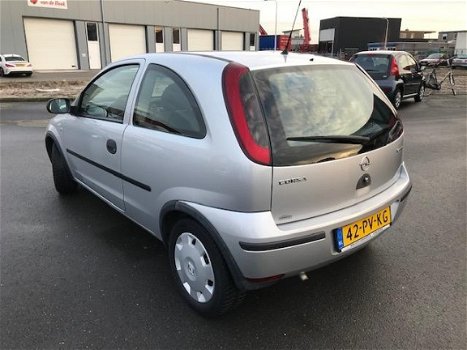 Opel Corsa - 1.2-16V Rhythm 3DRS. 2004 UNIEK SLECHTS 38dkm.+NAP voor 2850, - euro - 1