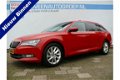 Skoda Superb Combi - 1.4 TSI ACT 150 pk Style Business Automaat Stoelverwarming, Dodehoek Detector, - 1 - Thumbnail