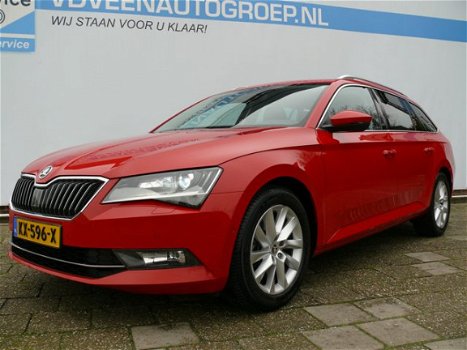 Skoda Superb Combi - 1.4 TSI ACT 150 pk Style Business Automaat Stoelverwarming, Dodehoek Detector, - 1