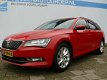 Skoda Superb Combi - 1.4 TSI ACT 150 pk Style Business Automaat Stoelverwarming, Dodehoek Detector, - 1 - Thumbnail