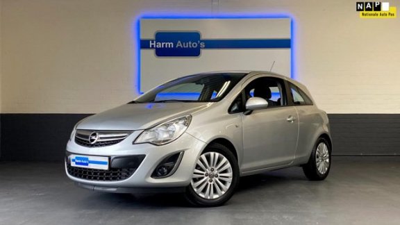 Opel Corsa - 1.4-16V Design Edition 16dkm airco pdc stoelverwarming cruise control - 1