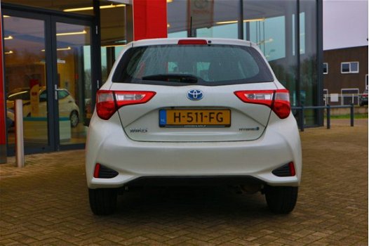 Toyota Yaris - 1.5 Hybrid Design | Rijklaar incl. 24 mnd garantie | - 1