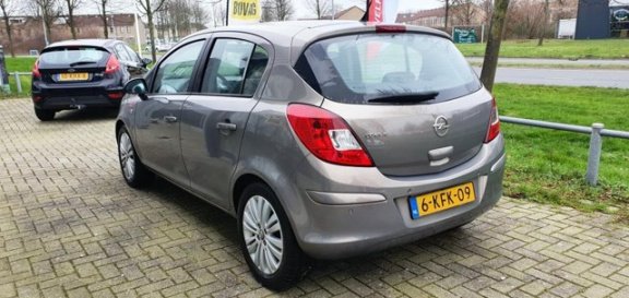 Opel Corsa - 1.4-16V Design Edition 1e Eigenaar Cruise Control, Airco, Luxe uitvoering - 1