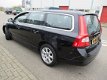 Volvo V70 - 2.0 T5 Kinetic 241 PK - 1 - Thumbnail