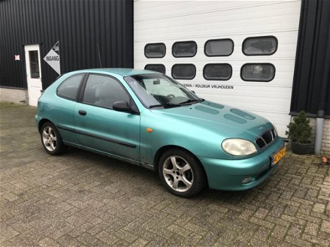 Daewoo Lanos - 1.5 SX apk tot 05-2020, 4 zo goed als nieuwe banden - 1