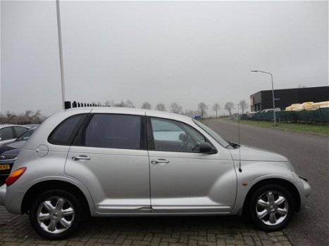 Chrysler PT Cruiser - 2.0-16V Touring 5 deurs, AIRCO, LEER, volle auto, geen deukje/krasje en rijd s - 1