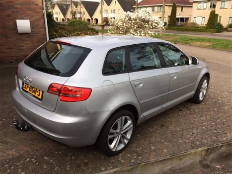 Audi A3 Sportback - 2.0 TDI Attraction Business Edition Facelift - 1
