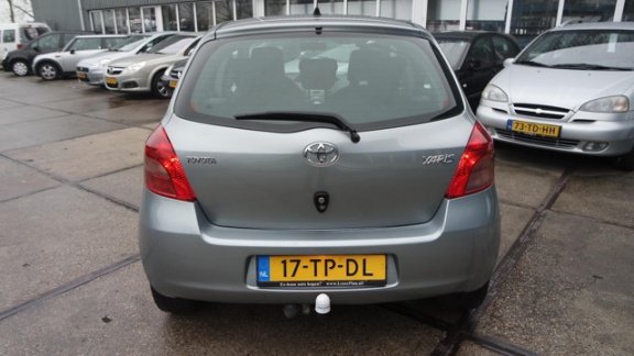 Toyota Yaris - 1.3 VVTi Luna MMT AUTOMAAT AIRCO GOED ONDERHOUDEN - 1