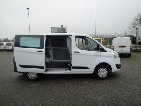 Ford Transit Custom - 2.2 TDCI 92KW 125PK AIRCO/ CRUISE CONTROL/ TREKHAAK/ 100% DEALER - 1