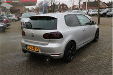 Volkswagen Golf - 2.0 TSI GTI 300+PK