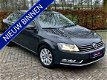 Volkswagen Passat - 1.6 TDI R-line BlueMotion, Xenon, Navi, Pano, Camera - Incl. 3 mnd GARANTIE - 1 - Thumbnail