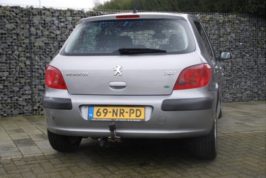 Peugeot 307 - 2.0-16V XS Pack - 1