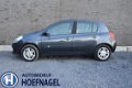 Renault Clio - 1.6-16V Privilège Airco/Cruise control/Elektrische ramen/Panorama dak/LM velgen 15'' - 1 - Thumbnail