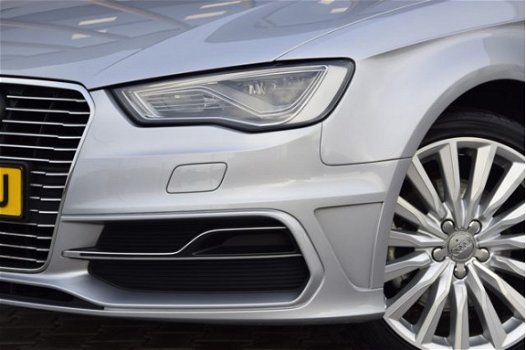 Audi A3 Sportback - 1.4 e-tron PHEV Pro Line plus Pano | S-line | Parkeersensoren achter | Navi excl - 1