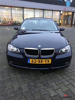 BMW 3-serie - 320i High Executive - 1