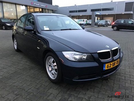 BMW 3-serie - 320i High Executive - 1