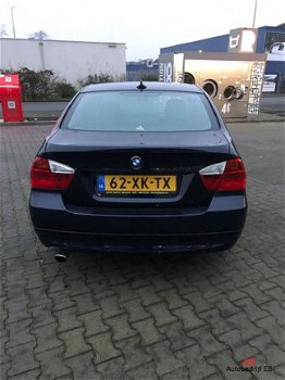 BMW 3-serie - 320i High Executive - 1