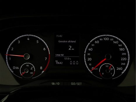Volkswagen Polo - 1.0 96pk TSI Comfortline LM Velgen | App connect | Airco | Automatische verlichtin - 1