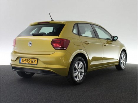 Volkswagen Polo - 1.0 96pk TSI Comfortline LM Velgen | App connect | Airco | Automatische verlichtin - 1