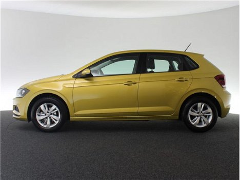 Volkswagen Polo - 1.0 96pk TSI Comfortline LM Velgen | App connect | Airco | Automatische verlichtin - 1