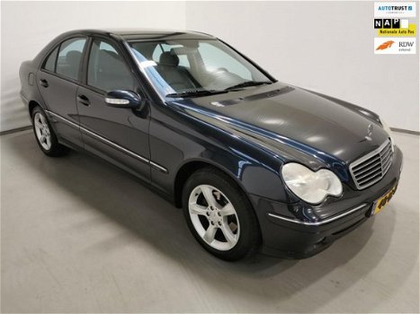 Mercedes-Benz C-klasse - 180 K. Avantgarde / Airco / Leder - 1