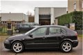 Seat Leon - 1.6-16V Sport , CLIMA, CRUISE, TREKHAAK, NAP, NETTE AUTO - 1 - Thumbnail