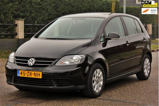 Volkswagen Golf Plus - 1.6 Comfortline , CLIMA, NAVI, CRUISE, TREKHAAK, NAP, ZEER NETTE AUTO - 1