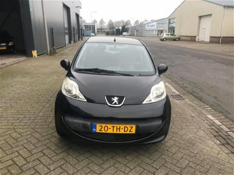 Peugeot 107 - 1.0-12V XS APK/AIRCO/NAP/5drs/2 SLEUTELS/ELEK RAMEN/ NETTE AUTO - 1