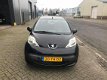 Peugeot 107 - 1.0-12V XS APK/AIRCO/NAP/5drs/2 SLEUTELS/ELEK RAMEN/ NETTE AUTO - 1 - Thumbnail