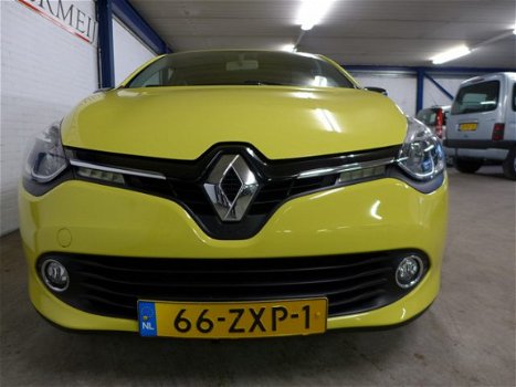 Renault Clio - TCe 90pk S&S ECO2, 5 drs, navigatie, trekhaak, airco, cruise control - 1