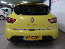 Renault Clio - TCe 90pk S&S ECO2, 5 drs, navigatie, trekhaak, airco, cruise control