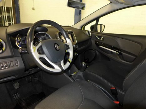Renault Clio - TCe 90pk S&S ECO2, 5 drs, navigatie, trekhaak, airco, cruise control - 1