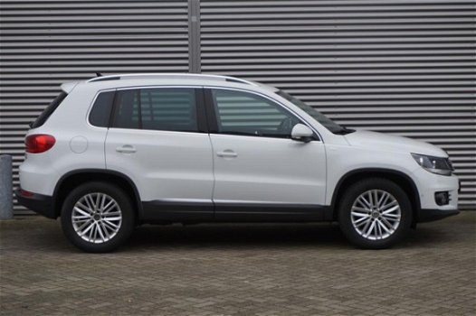 Volkswagen Tiguan - 1.4 TSI, Airco, Ecc, Cruise, Navi, Pdc - 1