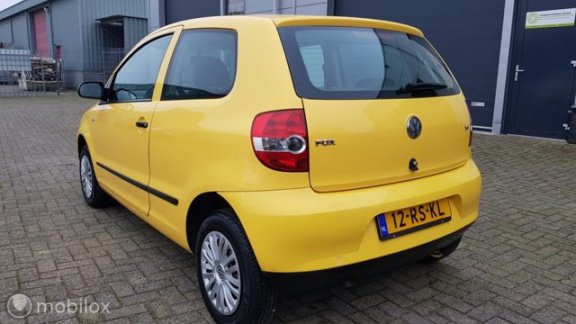 Volkswagen Fox - 1.4 Trendline # Stuurbekr. / Nwe Koppeling / Nwe distri / Nette goed rijdende auto - 1