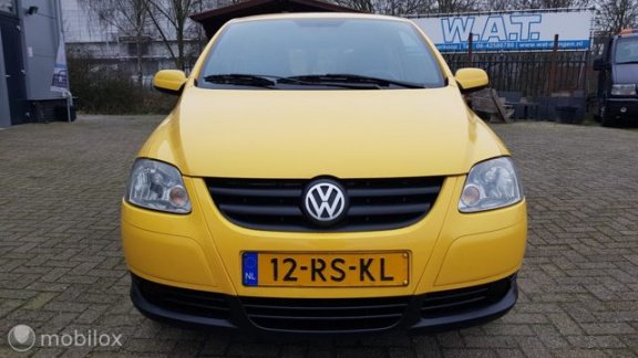 Volkswagen Fox - 1.4 Trendline # Stuurbekr. / Nwe Koppeling / Nwe distri / Nette goed rijdende auto - 1