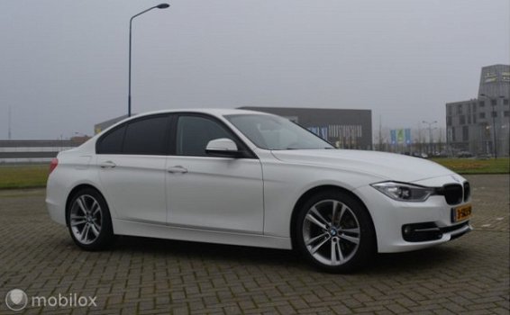 BMW 3-serie - 320i High Executive Xenon Sportstoel leer alpinweiss 3 - 1